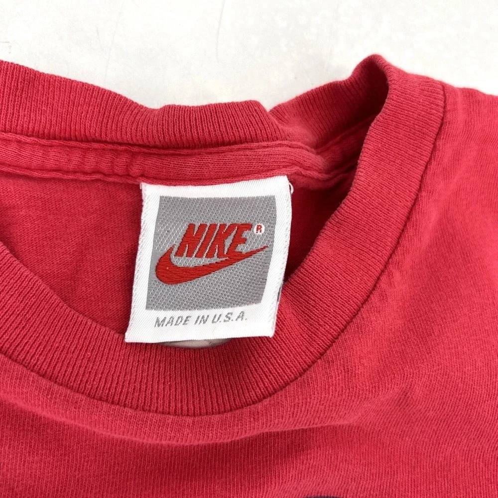 Nike‎ Vintage 90s T-shirt Kids Medium Just Do It Swoosh Made in USA Red FLAW*